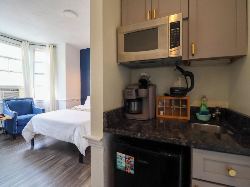 Good Hotels Boston image