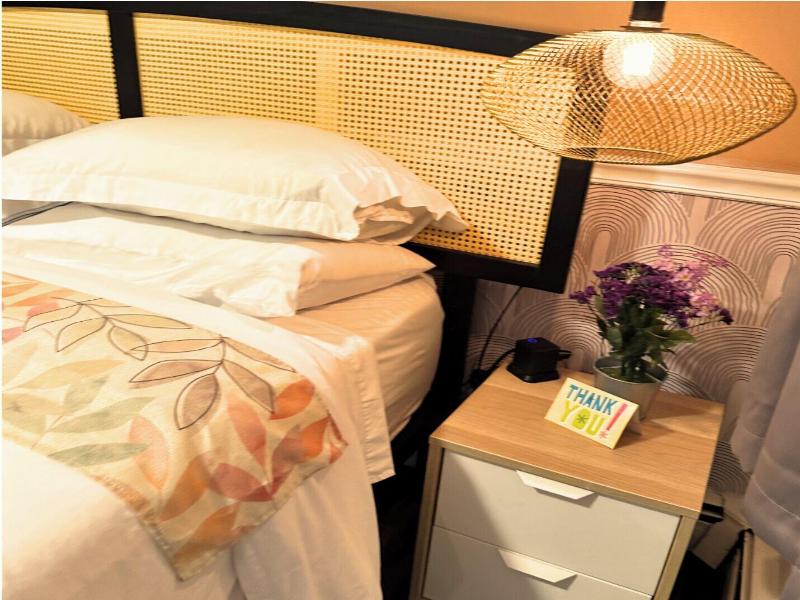 Good Hotels Boston image