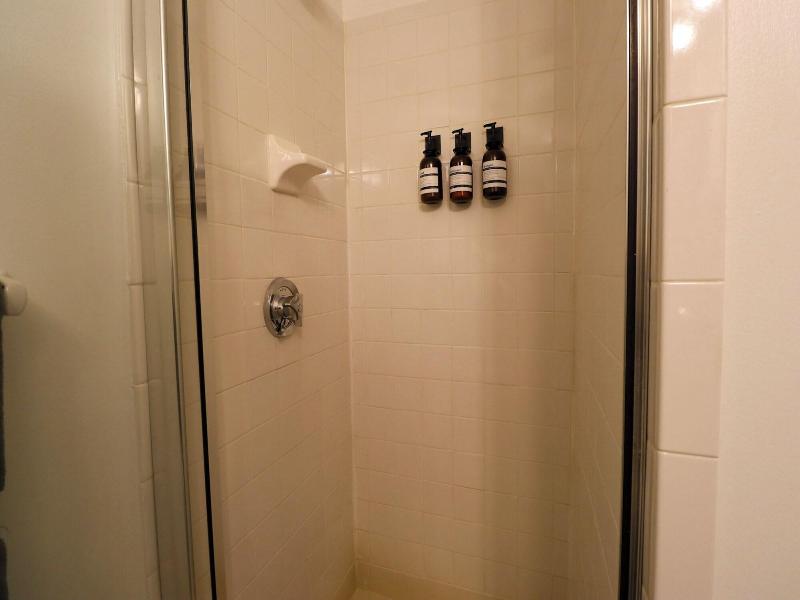 Good Hotels Boston image