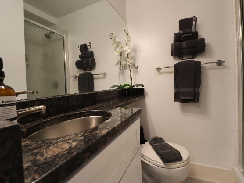 Good Hotels Boston image