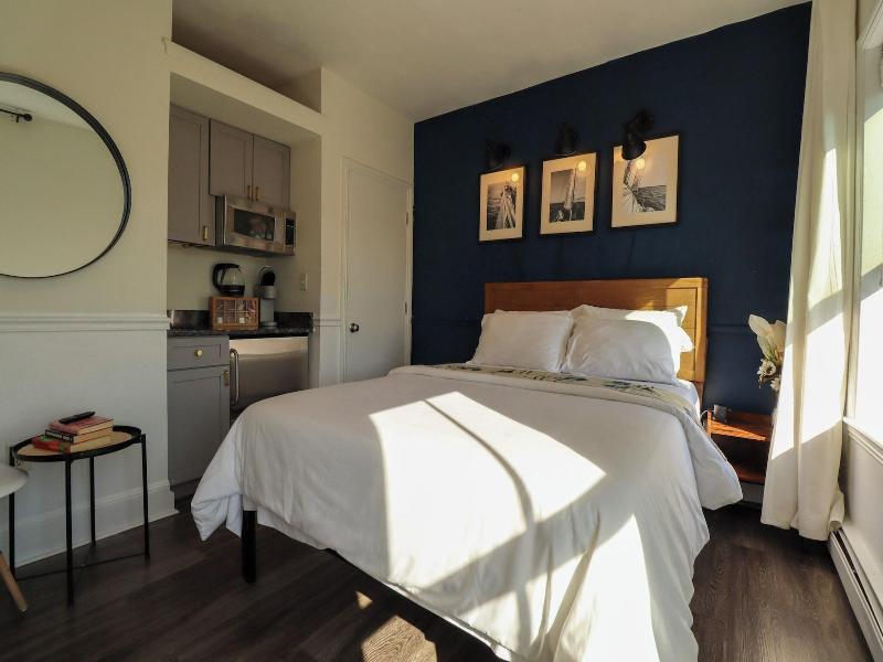 Good Hotels Boston image