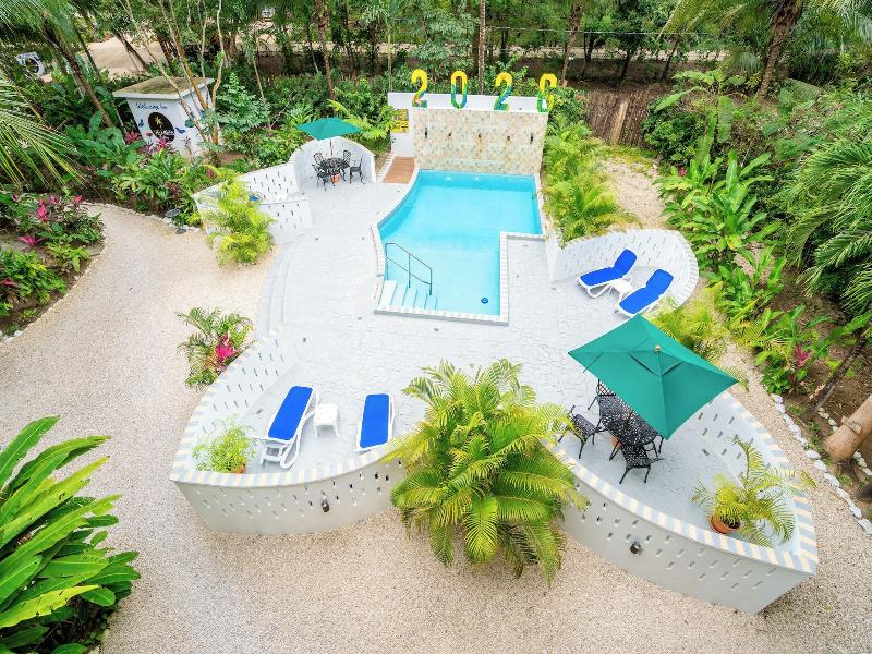 Villa Massis Luxury Jungle Villas image