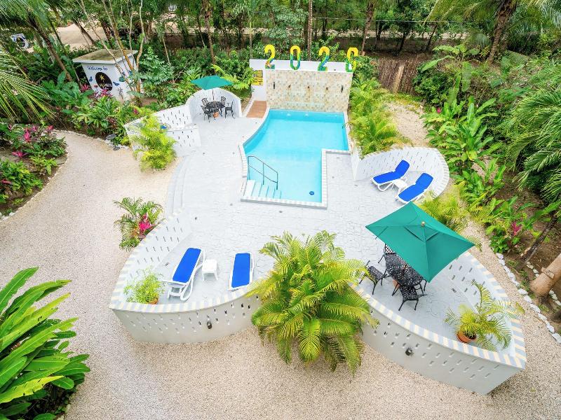 Villa Massis Luxury Jungle Villas image