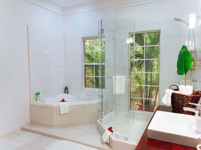 Villa Massis Luxury Jungle Villas image