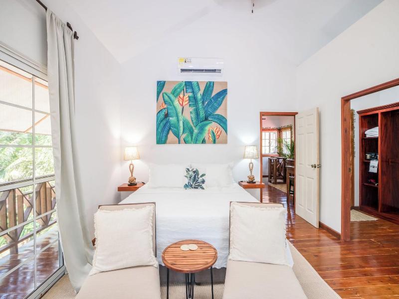 Villa Massis Luxury Jungle Villas image