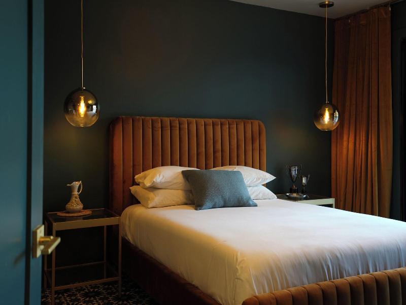 The Stardust Hotel image
