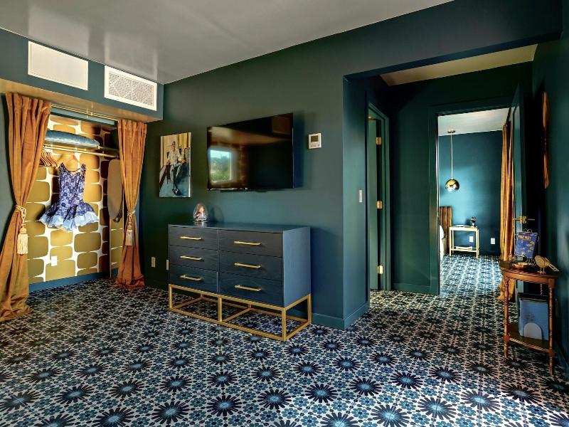 The Stardust Hotel image