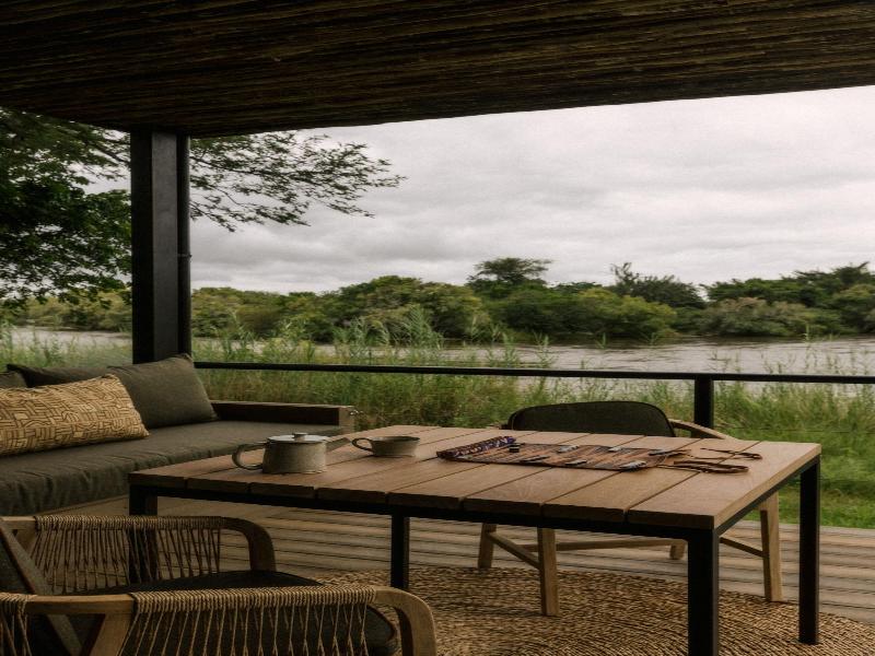Zambezi Sands By Batoka image