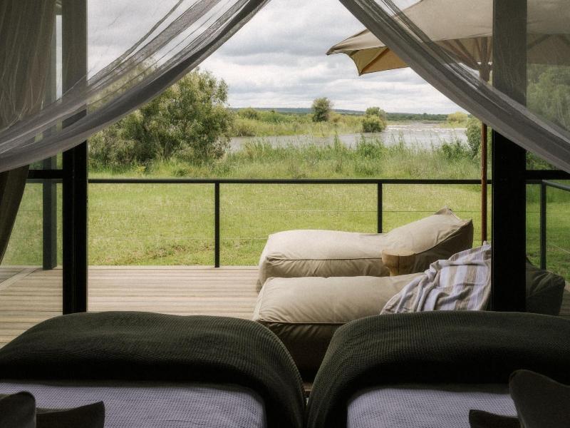 Zambezi Sands By Batoka image