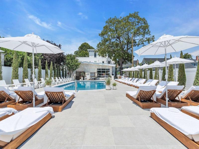 The St Laurent Social Club & Guest Rooms image