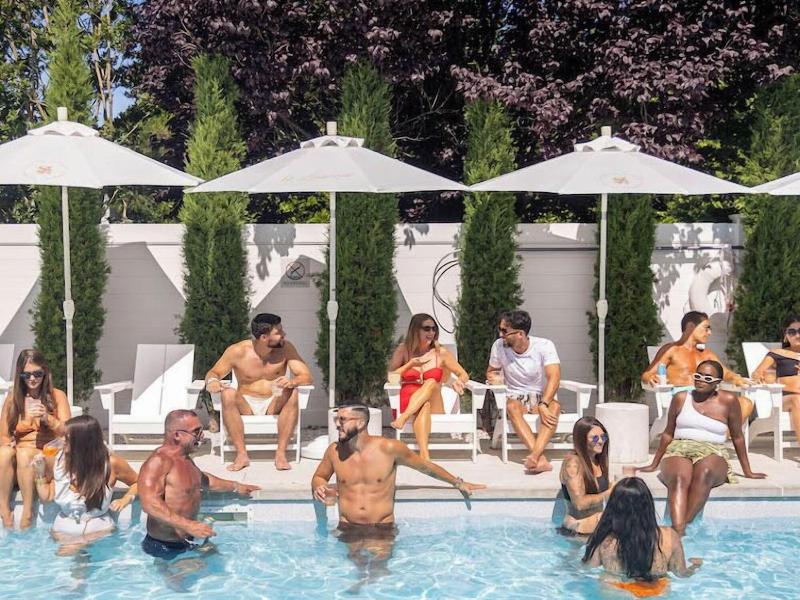 The St Laurent Social Club & Guest Rooms image