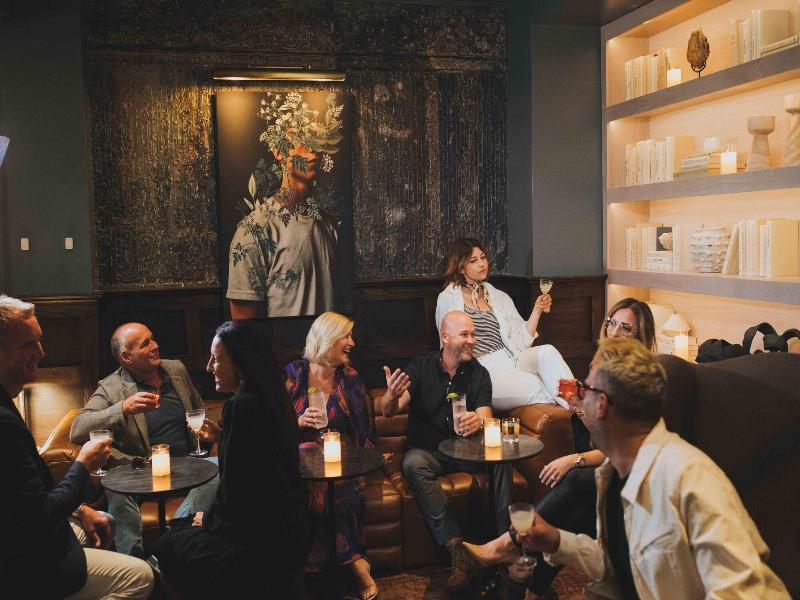 The St Laurent Social Club & Guest Rooms image