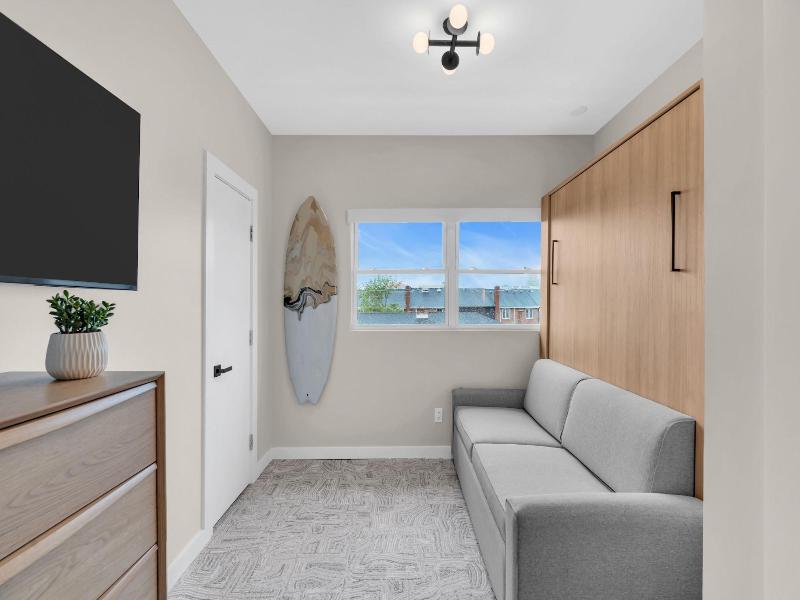 The St Laurent Social Club & Guest Rooms image