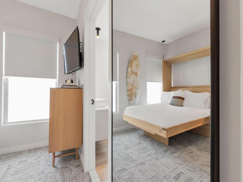 The St Laurent Social Club & Guest Rooms image