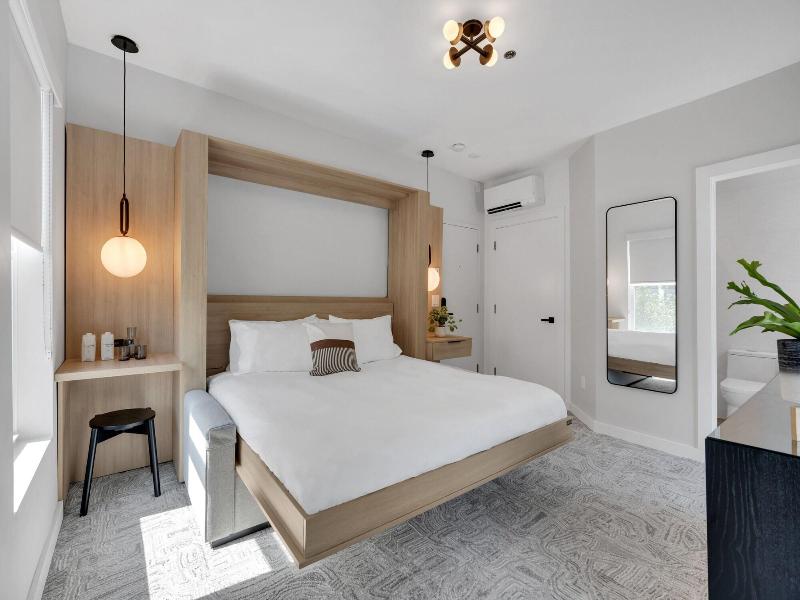 The St Laurent Social Club & Guest Rooms image