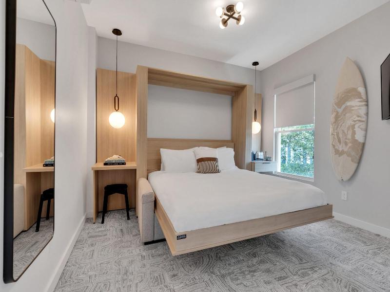 The St Laurent Social Club & Guest Rooms image