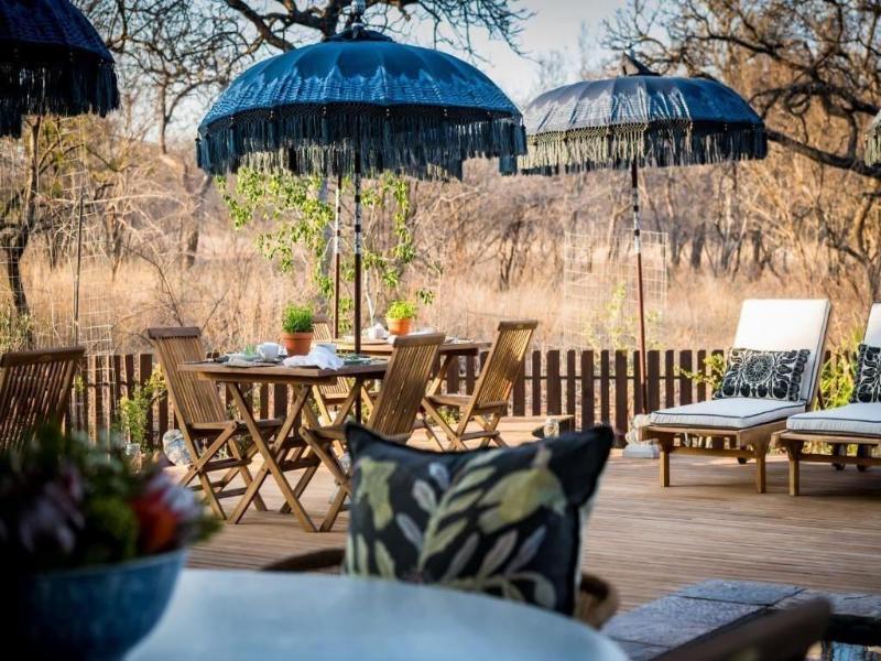 Safari Moon Luxury Bush Lodge image