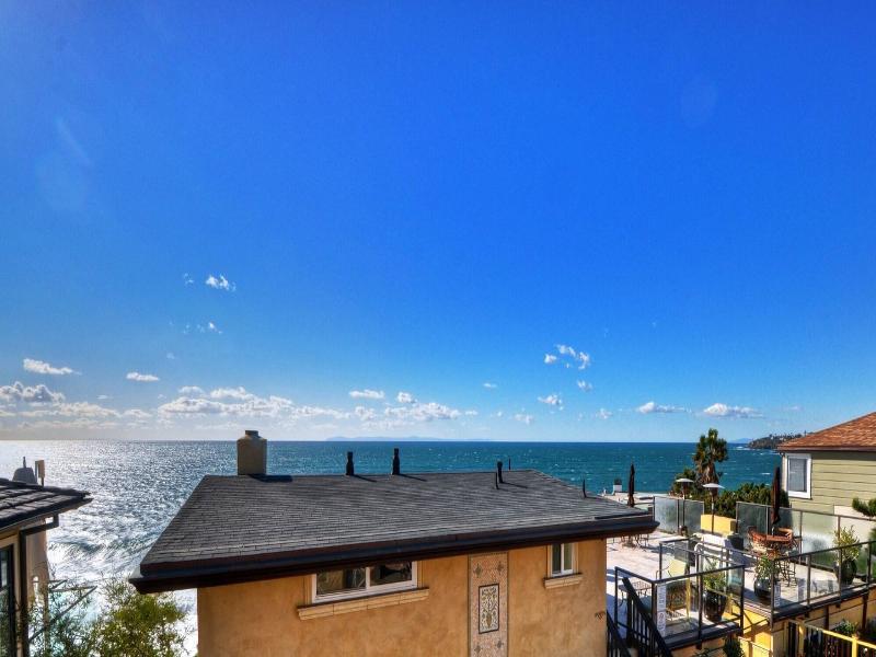 The Retreat In Laguna Beach image