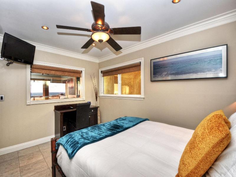 The Retreat In Laguna Beach image