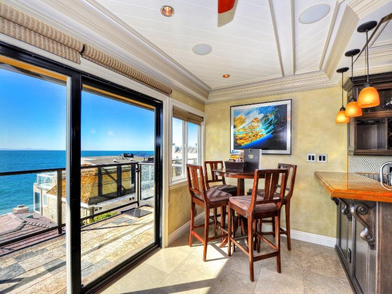 The Retreat In Laguna Beach image
