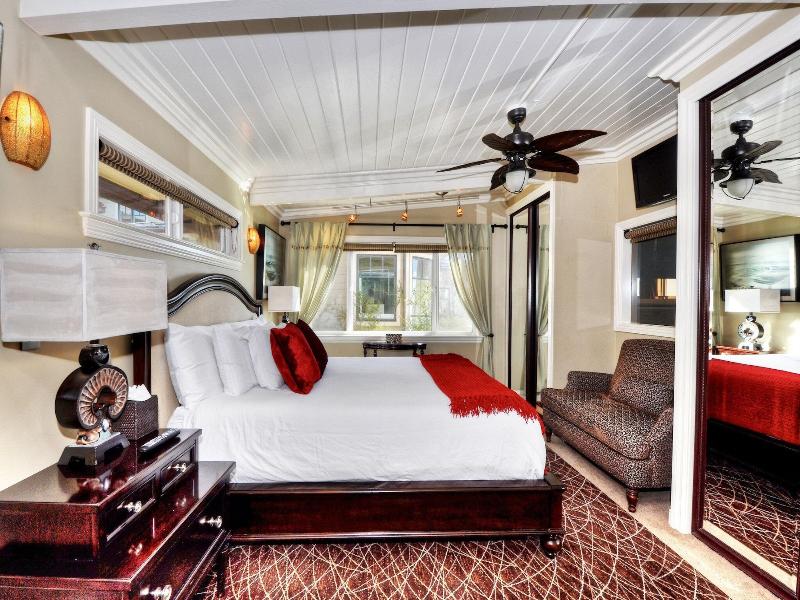 The Retreat In Laguna Beach image