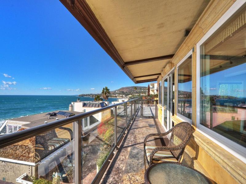 The Retreat In Laguna Beach image