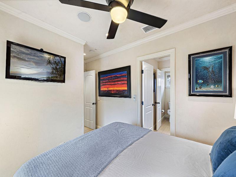 The Retreat In Laguna Beach image