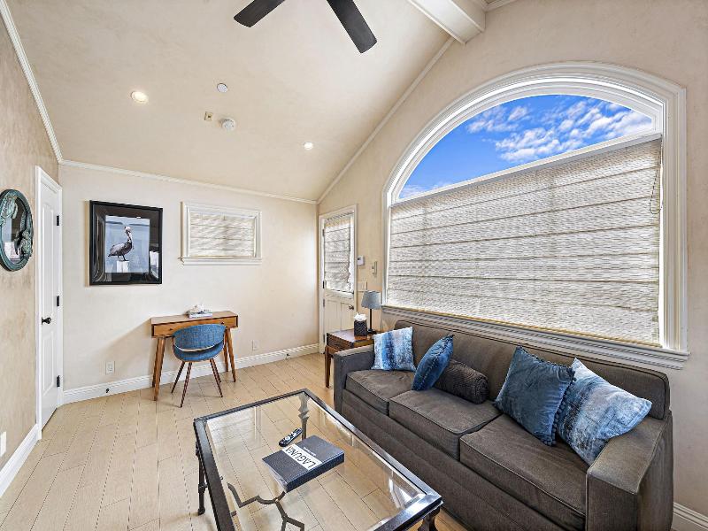 The Retreat In Laguna Beach image