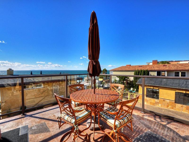 The Retreat In Laguna Beach image