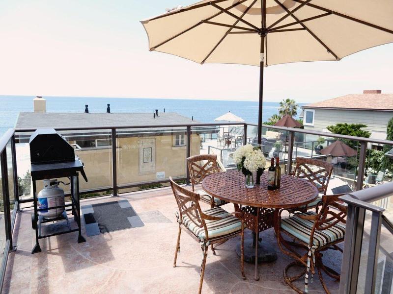 The Retreat In Laguna Beach image