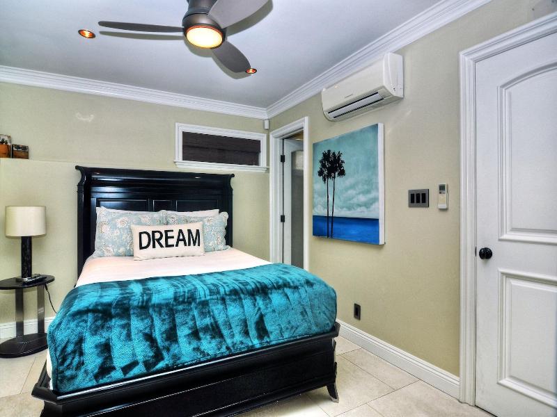 The Retreat In Laguna Beach image