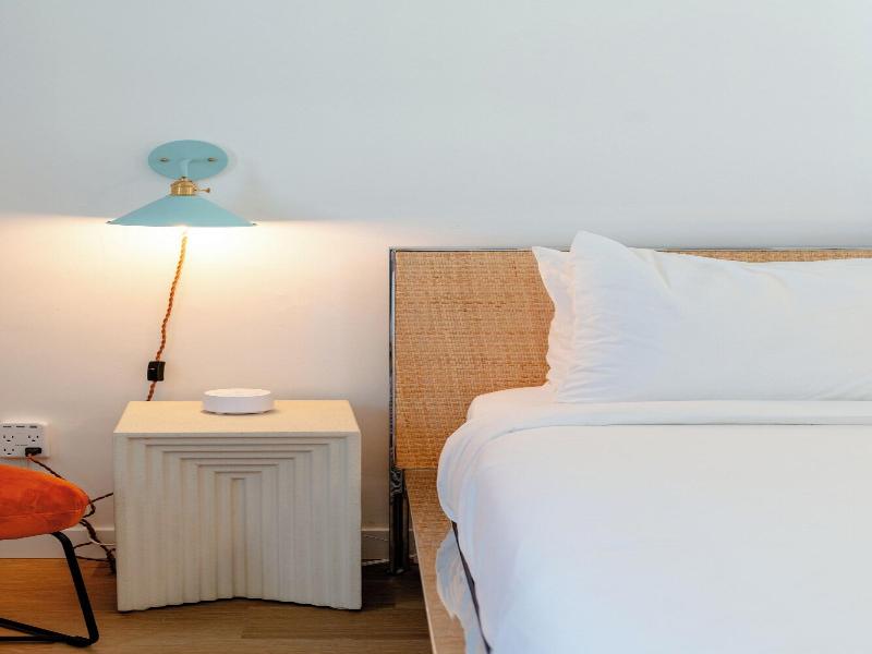 Aliza Hotel image