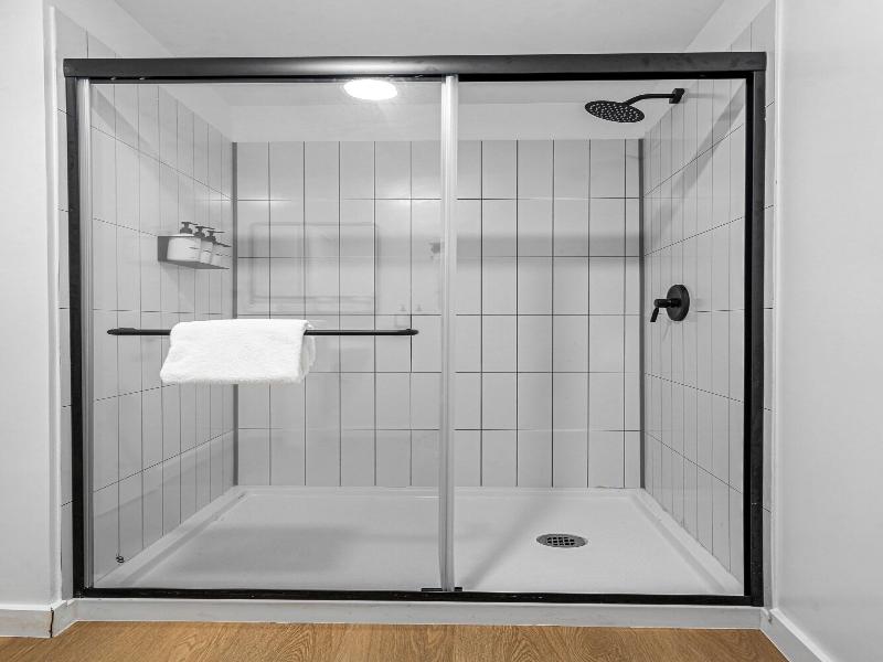 Aliza Hotel image