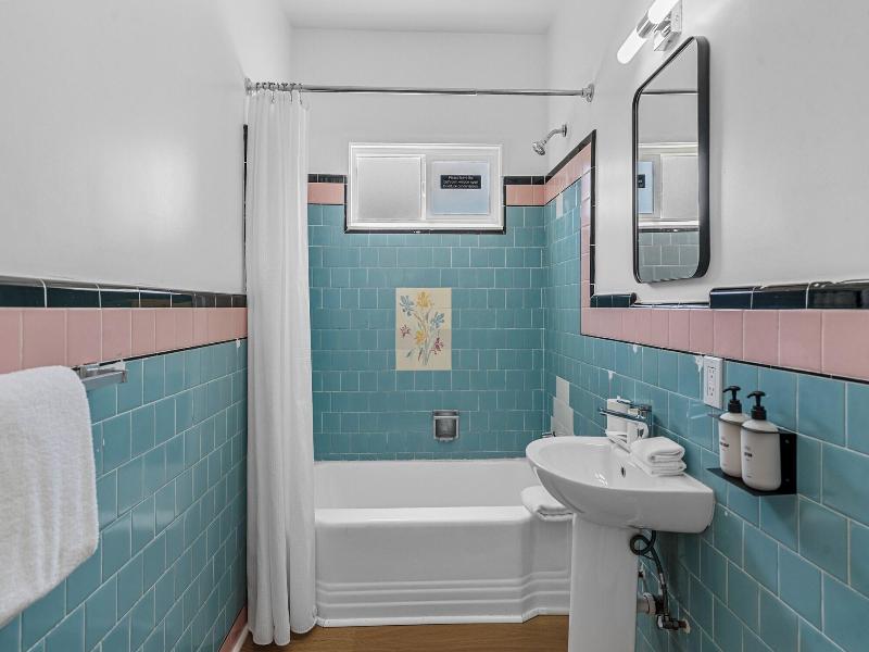 Aliza Hotel image