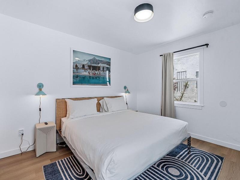 Aliza Hotel image
