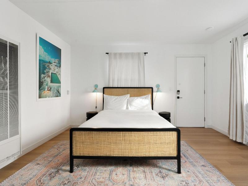 Aliza Hotel image