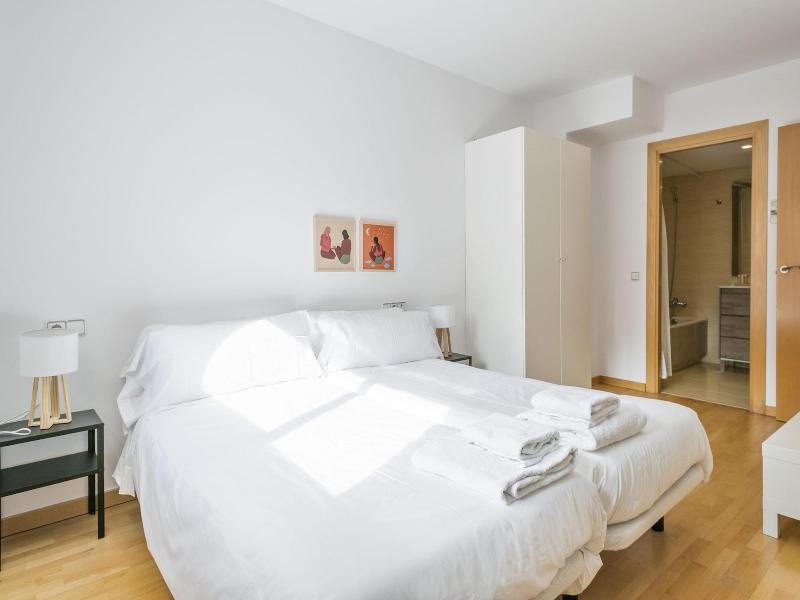 Inside Barcelona Apartments Princep image