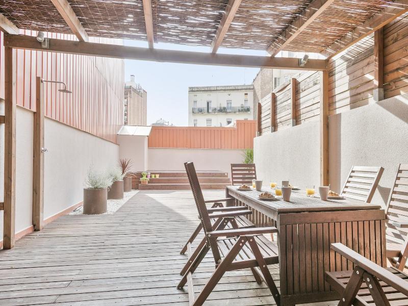 Inside Barcelona Apartments Princep image