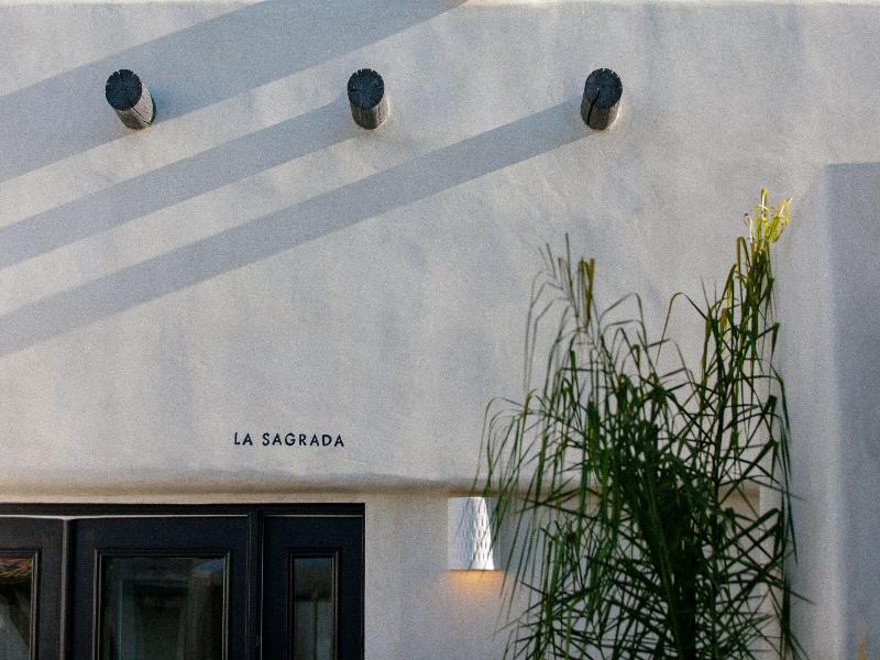 Yara Hotel image