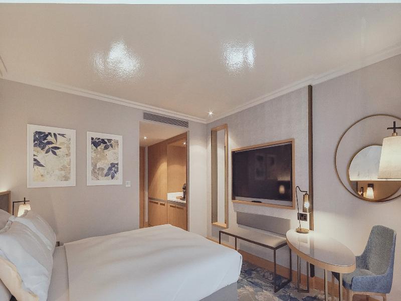 Hilton Dublin image