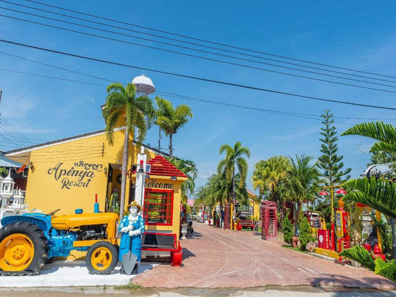 Apinya Resort Bangsarey image