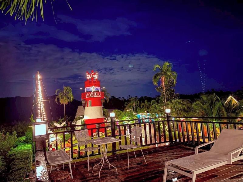 Apinya Resort Bangsarey image