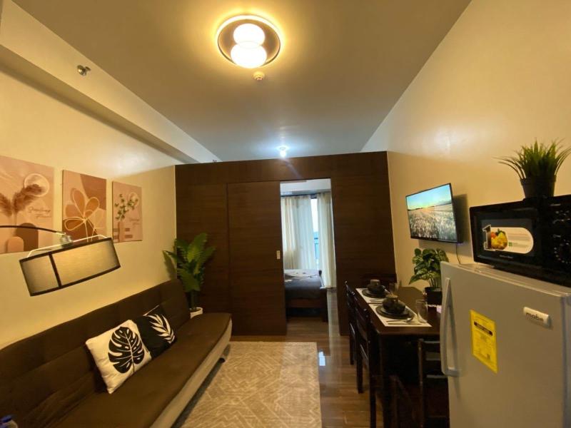 Sunset View At Air Residences Makati image