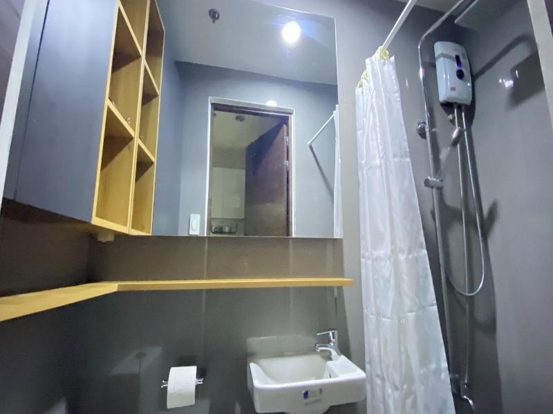 Sunset View At Air Residences Makati image