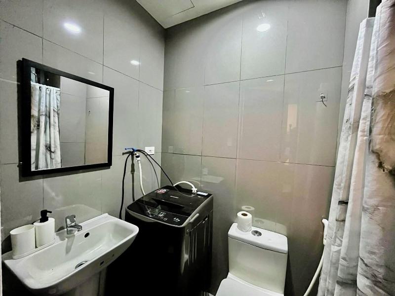 Sunset View At Air Residences Makati image