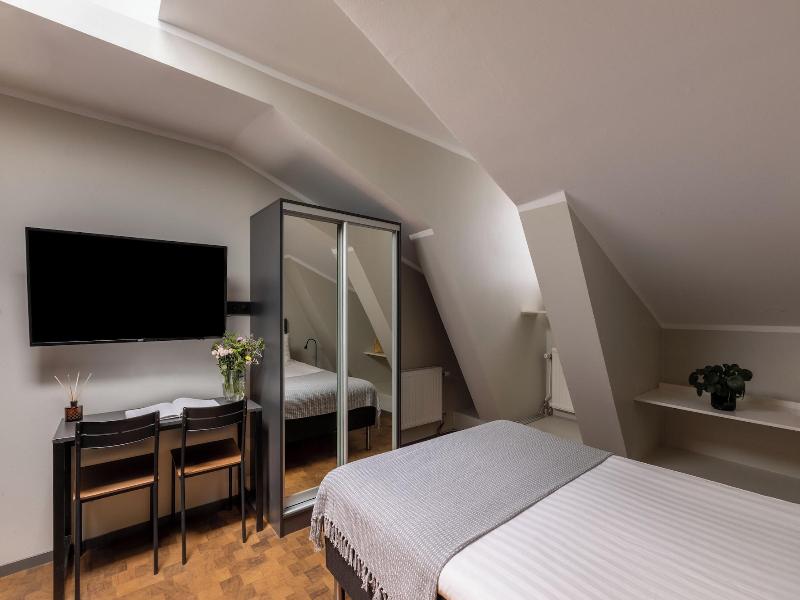 Bob W Stockholm Gamla Stan image