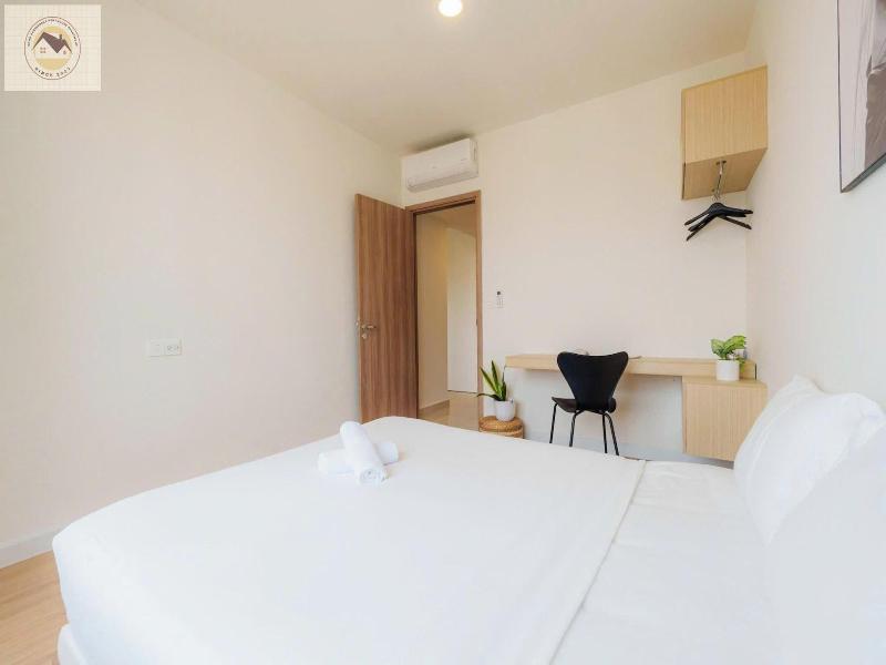 Soho Residences Penthouse Apartment image