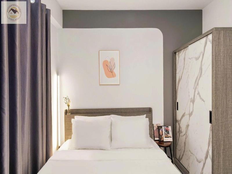 Soho Residences Penthouse Apartment image