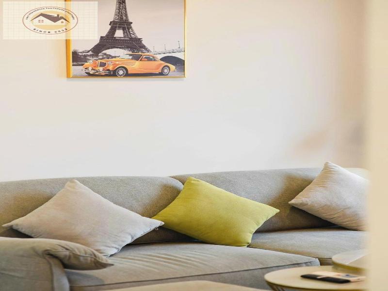 Soho Residences Penthouse Apartment image