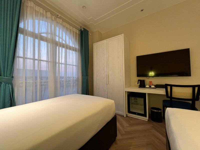 Hanz Sunset Hotel & Spa image